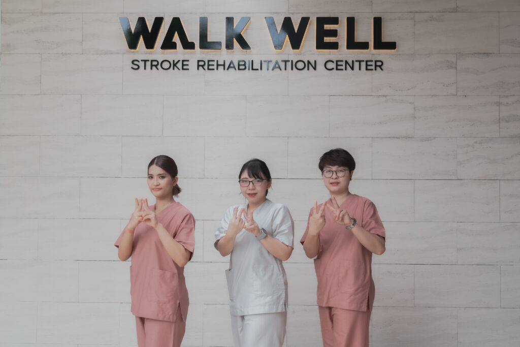 นักกายภาพบำบัดคือใคร? บทบาทสำคัญในการฟื้นฟูร่างกายที่ควรรู้