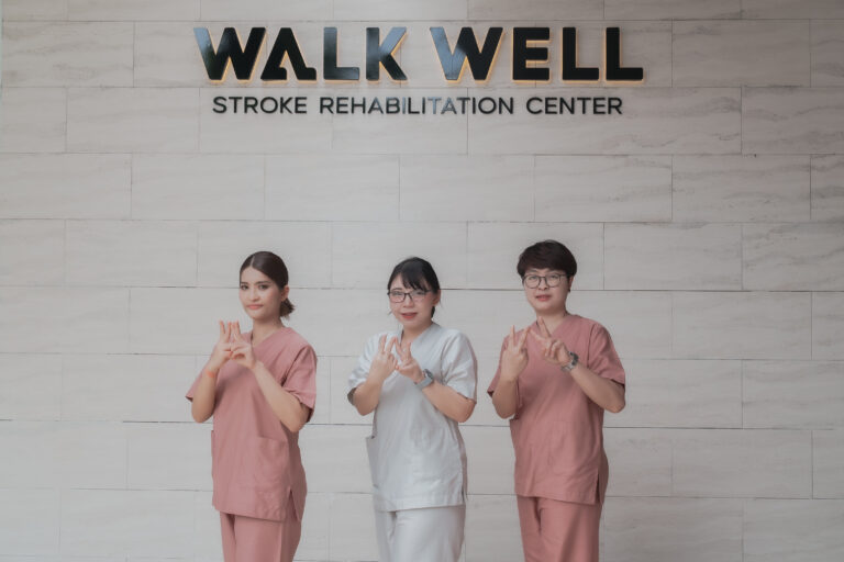 นักกายภาพบำบัดคือใคร รู้จักบทบาทและการฟื้นฟูผู้ป่วย